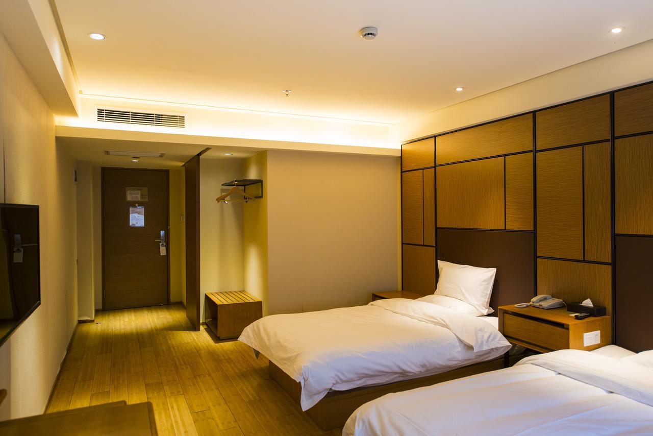 גויאנג Ji Hotel Guiyuang Xiaohexiangjiang Road מראה חיצוני תמונה