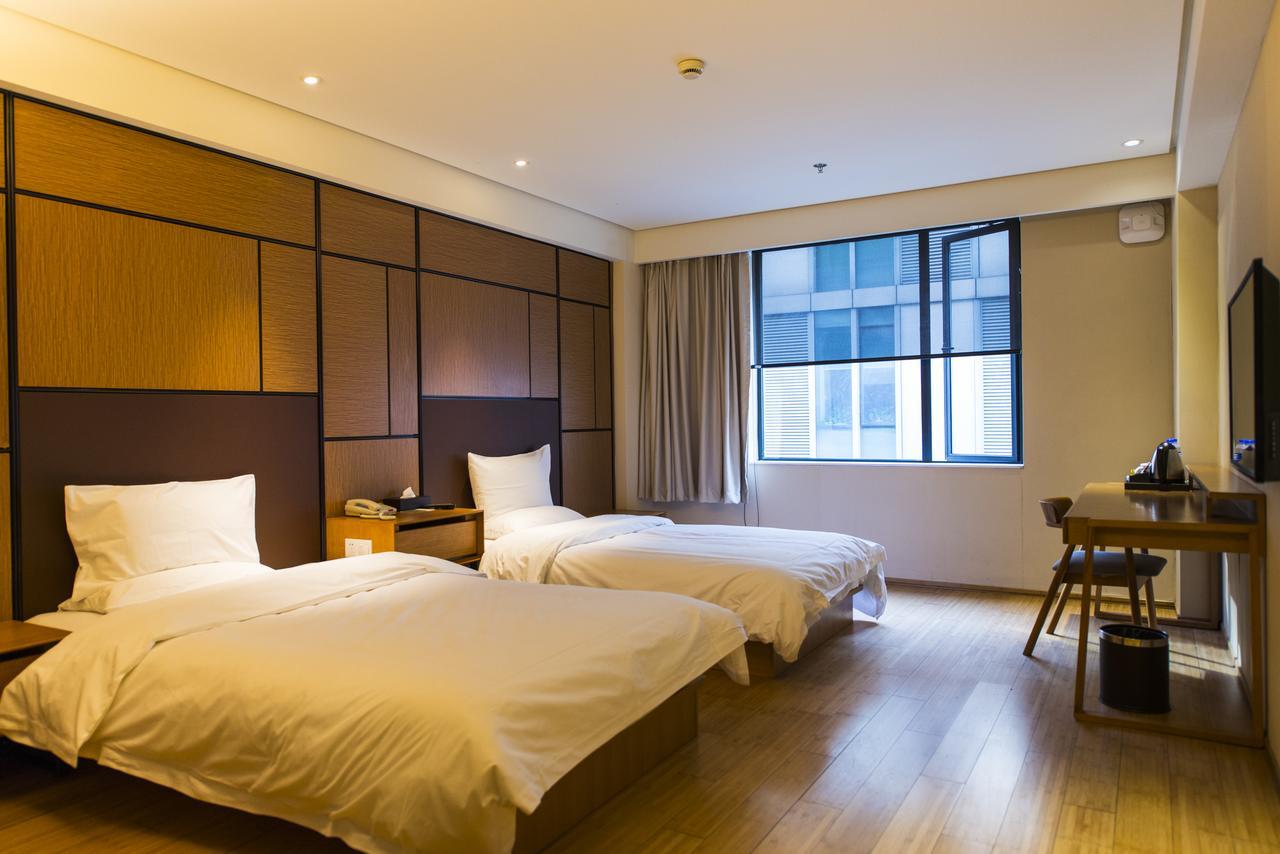 גויאנג Ji Hotel Guiyuang Xiaohexiangjiang Road מראה חיצוני תמונה